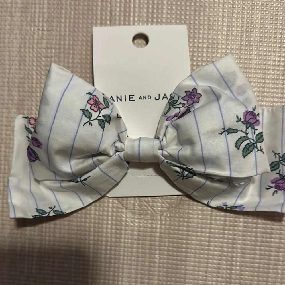 Janie and Jack Purple and White Floral Hair Accessory